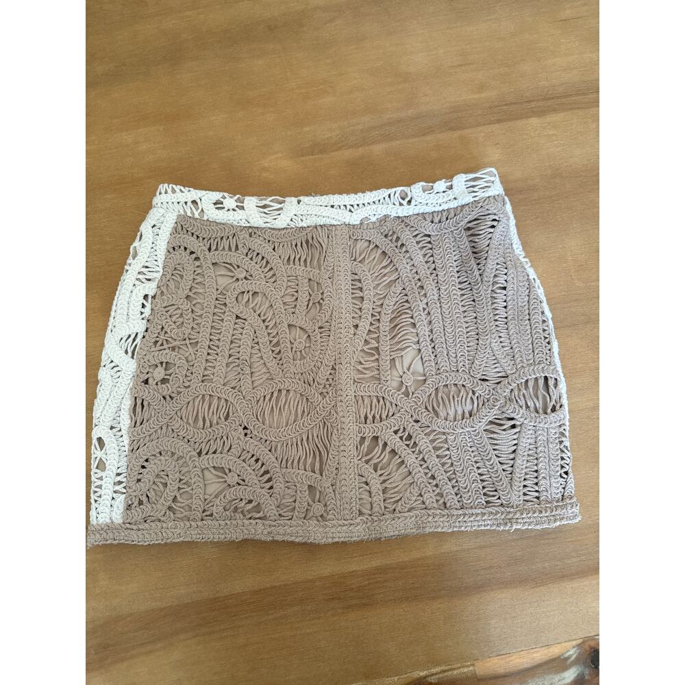 SK Skunk Brazil Designer Rafia Weave Mini Crocheted knit skirt 42 (8-10 US)